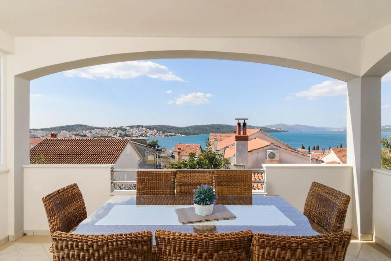 Apartment Apartmani Branka Trogir Croatia