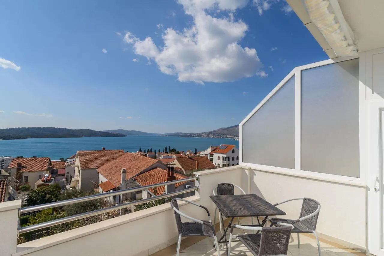 Apartmani Branka Trogir 0*,